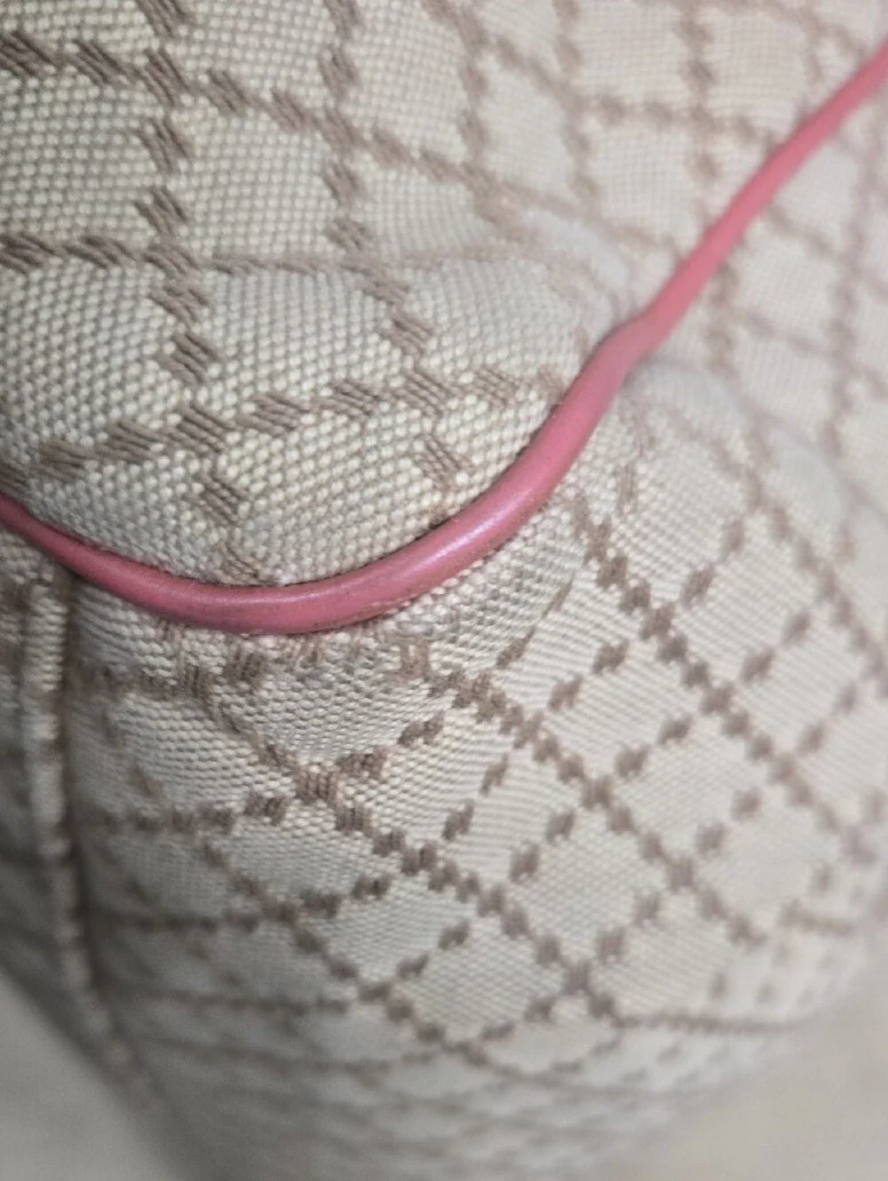 Gucci Sukey Beige Canvas Shoulder Bag with Rose Leather Trim EUC